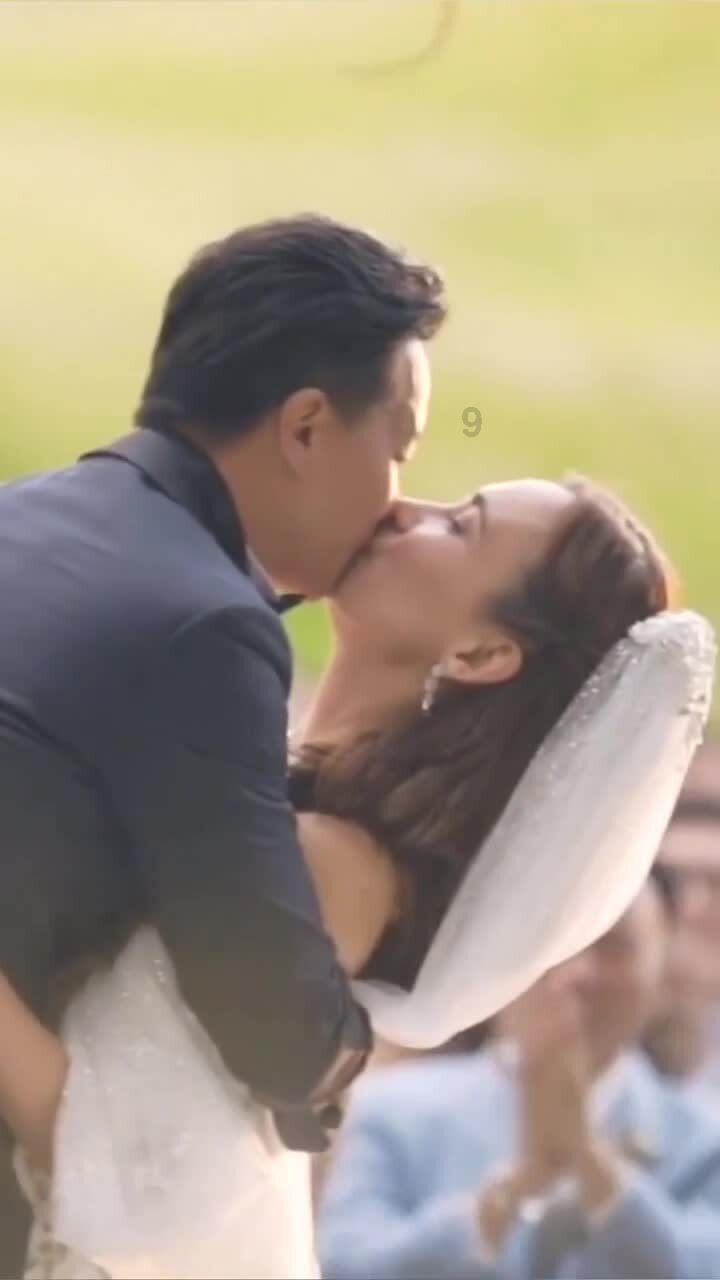 如何面对真实的自我是什么歌？游戏画面